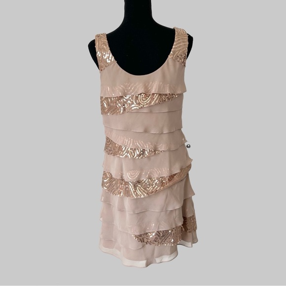 Laura CHAMPAGNE Sequins Ruffled Stretch Shift Evening Dress - Picture 3 of 12